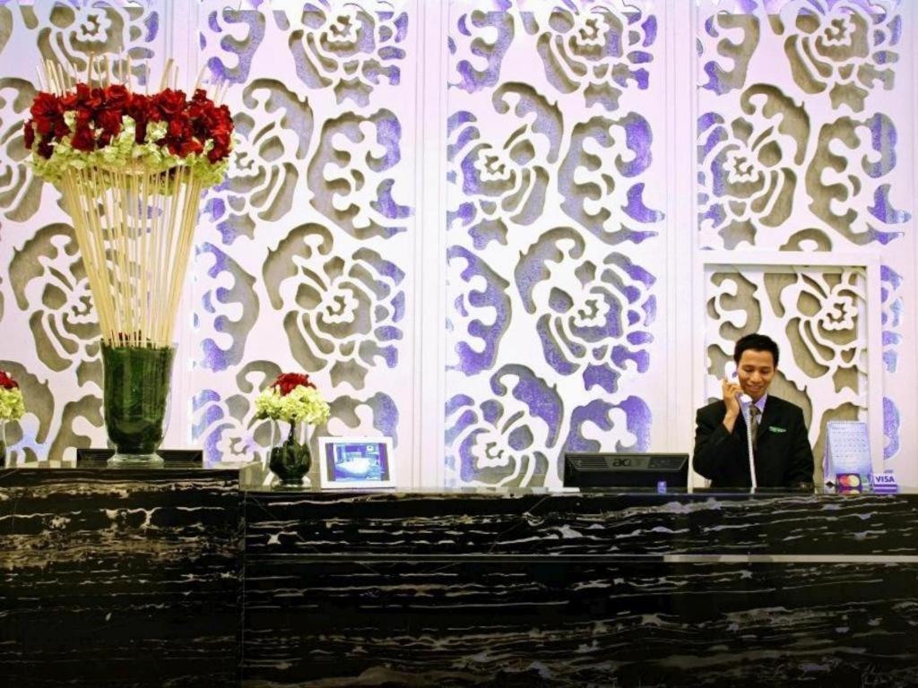 Hw Hotel Padang Exterior foto
